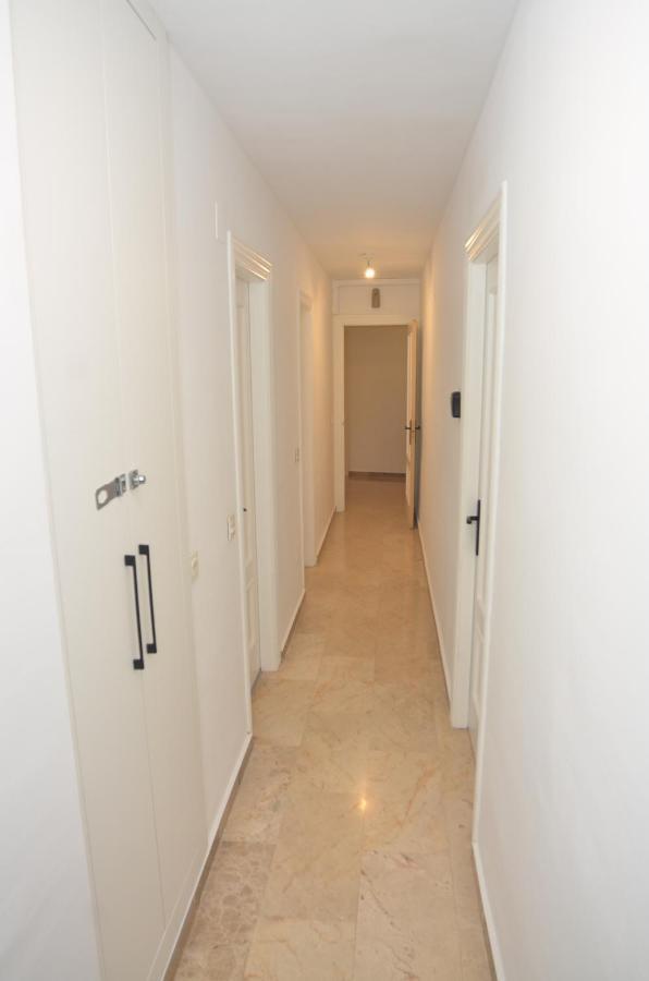 Alojamiento Azahara Málaga Exterior foto