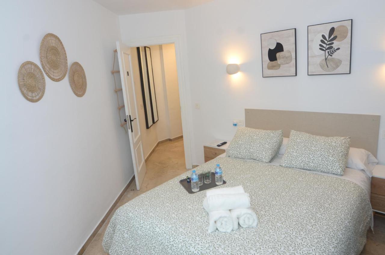 Alojamiento Azahara Málaga Exterior foto